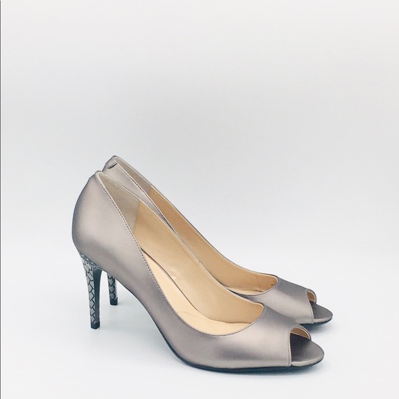 FINAL PRICE DROP! 5/21/23 J. Renee . Open toe Pump - Picture 2 of 4